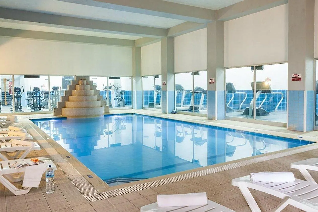 The St. George'S Park Hotel Сент Джулианс
