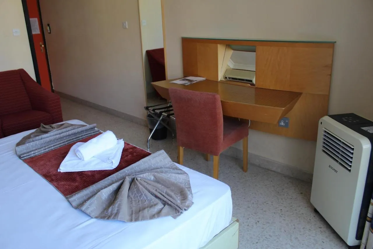 The St. George'S Park Hotel San Giuliano 3*,  Malta
